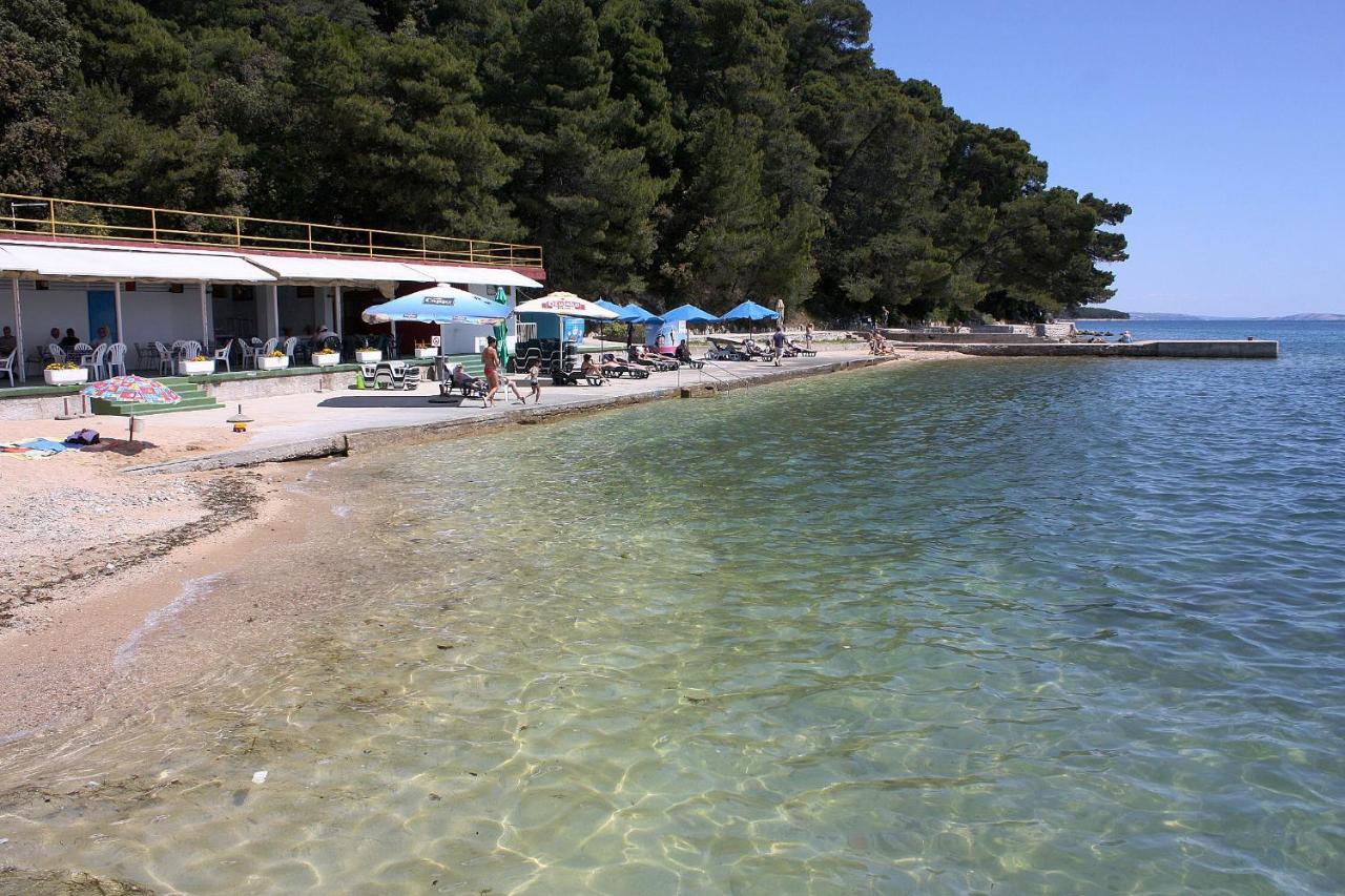Apartments And Rooms By The Sea Palit, Rab - 5010 Buitenkant foto