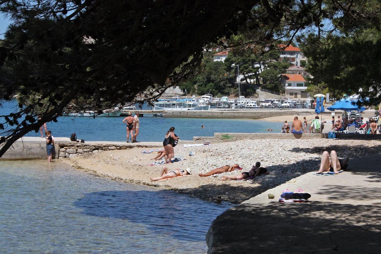 Apartments And Rooms By The Sea Palit, Rab - 5010 Buitenkant foto