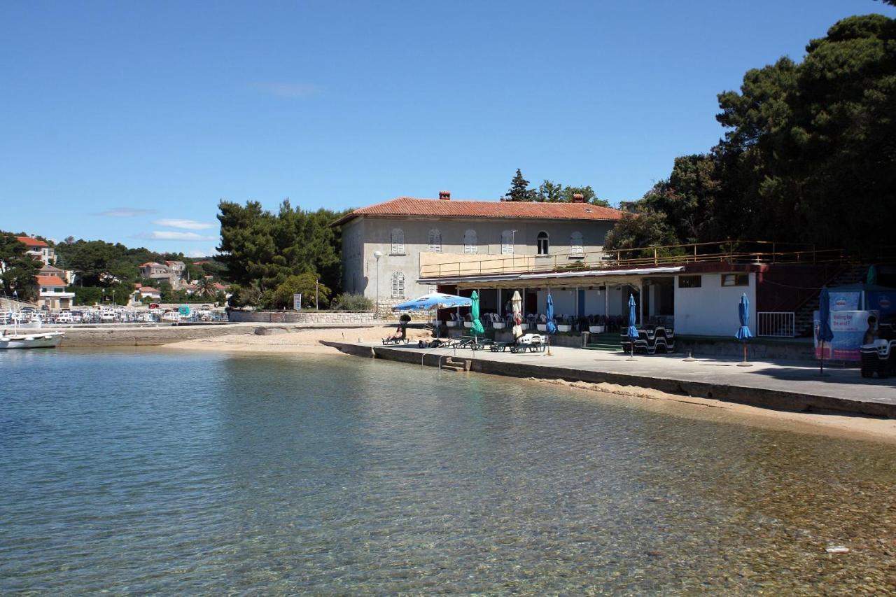 Apartments And Rooms By The Sea Palit, Rab - 5010 Buitenkant foto